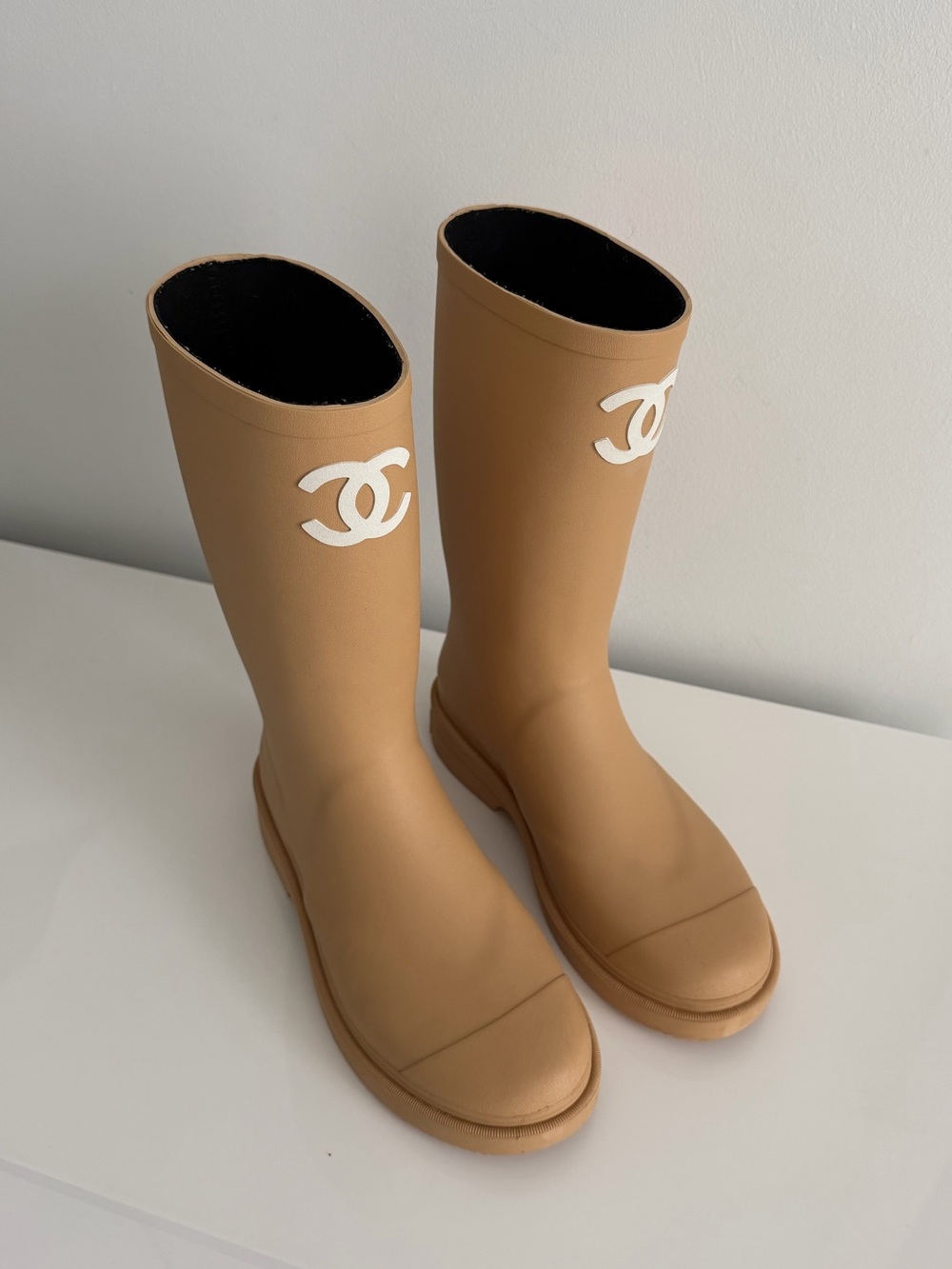 Chanel Logo Rain Boots - Picture 2 of 4